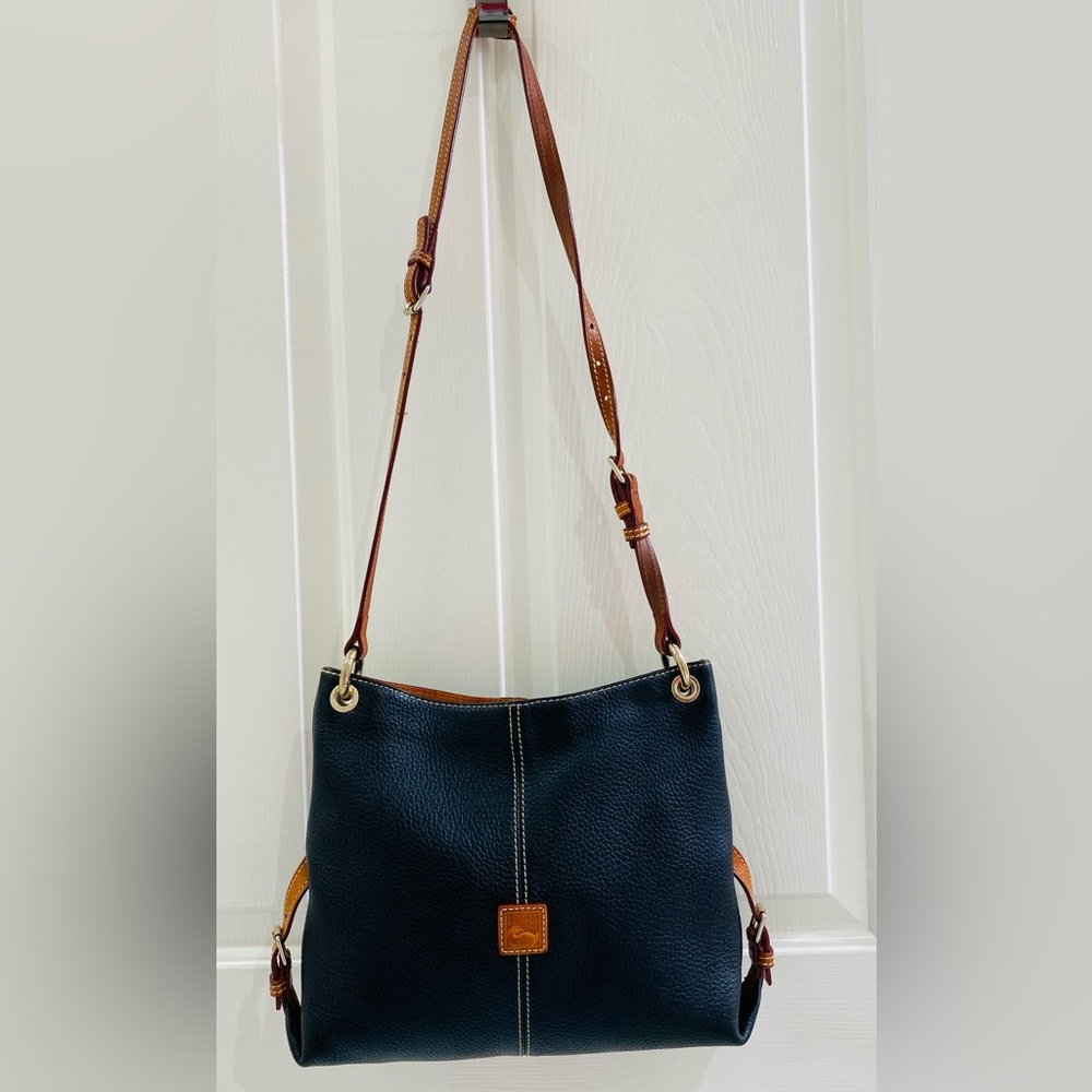 Dooney & Bourke Leather Crossbody Bag 🖤